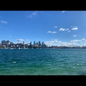 Meet your Posher, Lewis